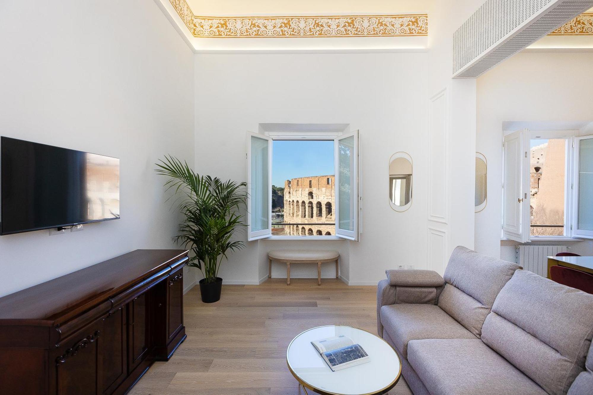 Apartment Colosseo View Atmosphere By In Rome