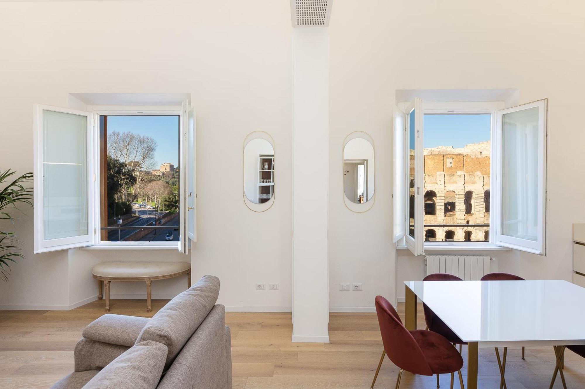 Apartment Colosseo View Atmosphere By In *