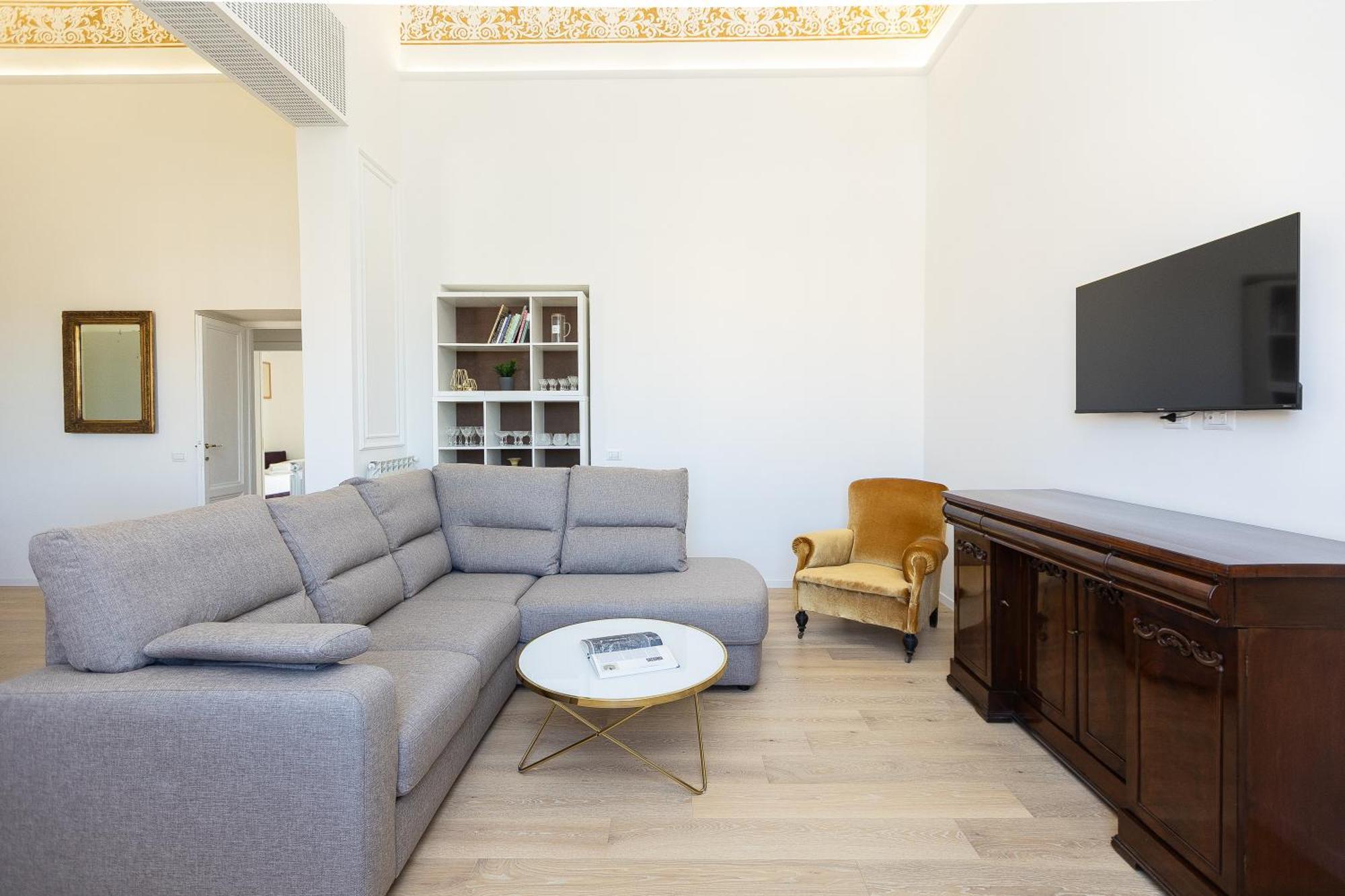 Colosseo View Atmosphere By In Apartment