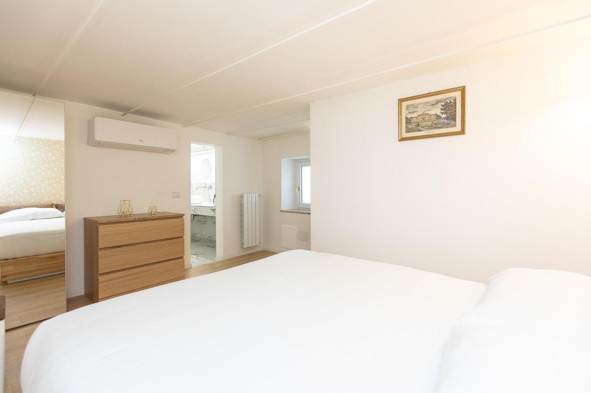 Apartment Colosseo View Atmosphere By In