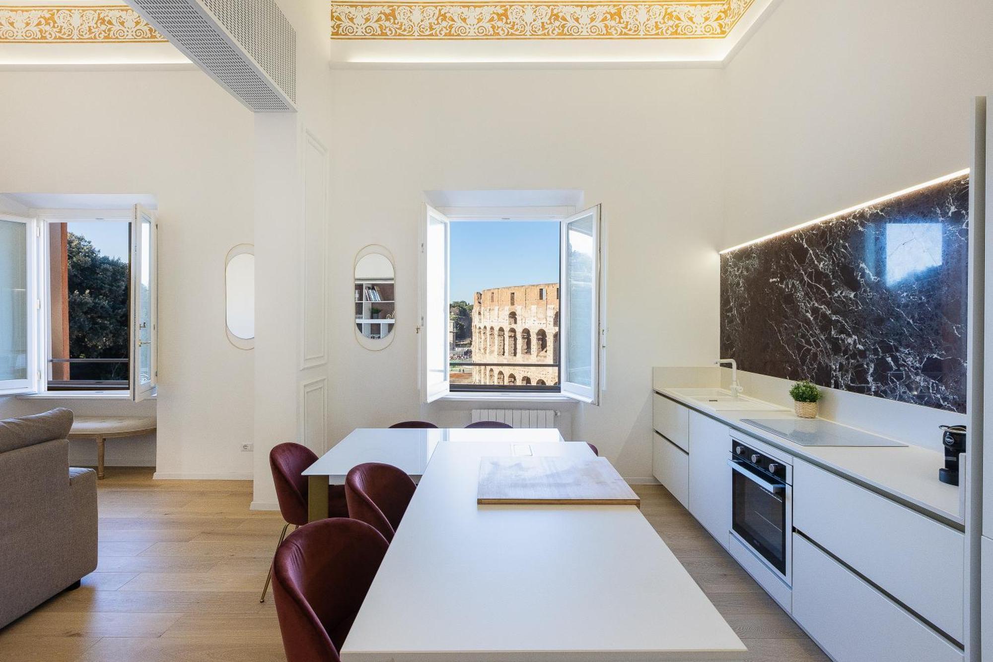 Apartment Colosseo View Atmosphere By In *